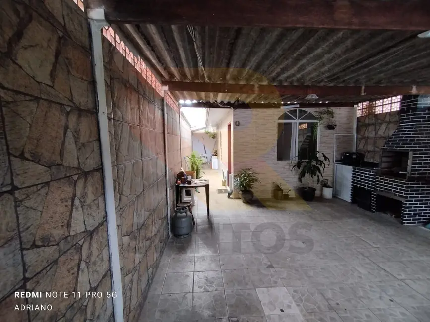 Foto 1 de Casa com 3 quartos à venda, 90m2 em Parque Rodrigo Barreto, Aruja - SP