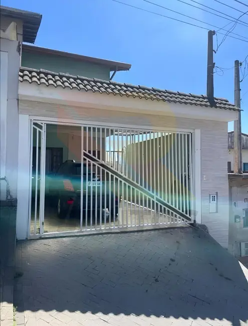 Foto 2 de Casa com 3 quartos à venda, 138m2 em Vila Pilar, Aruja - SP