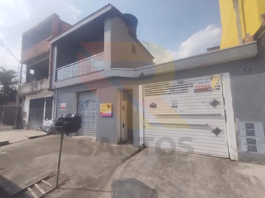 Casa com 5 quartos à venda, 250m2 em Jardim Álamo, Guarulhos - SP - imagem 2 Foto 2 de Casa com 5 quartos à venda, 250m2 em Jardim Álamo, Guarulhos - SP