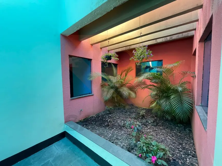 Sala Comercial para alugar, 50m2 em Barbosas, Aruja - SP - imagem 8 Foto 8 de Sala Comercial para alugar, 50m2 em Barbosas, Aruja - SP