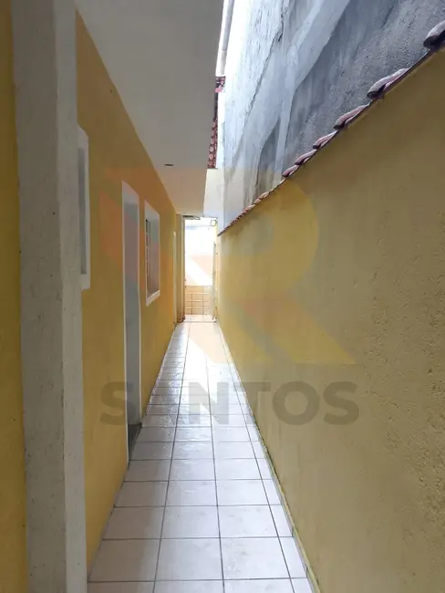 Casa com 2 quartos para alugar, 50m2 em Arujá Centro Residencial, Aruja - SP - imagem 3 Foto 3 de Casa com 2 quartos para alugar, 50m2 em Arujá Centro Residencial, Aruja - SP