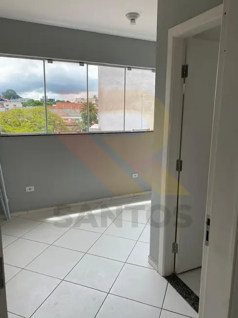 Sala Comercial para alugar, 12m2 em Vila Flora Regina, Aruja - SP - imagem 3 Foto 3 de Sala Comercial para alugar, 12m2 em Vila Flora Regina, Aruja - SP