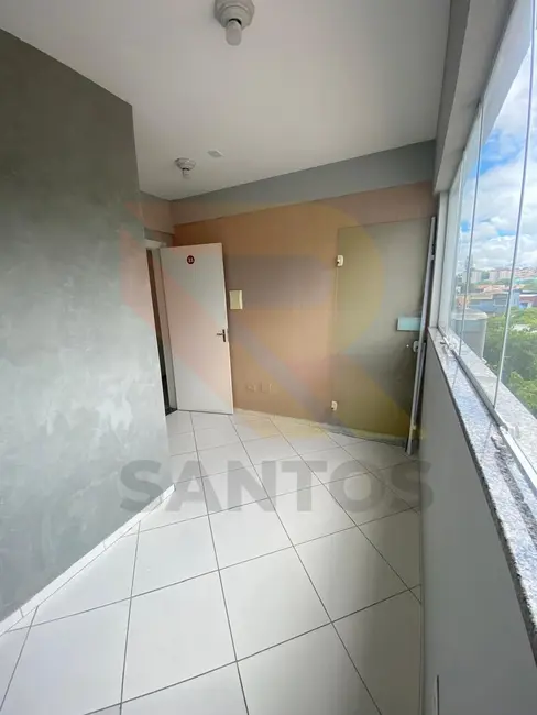 Sala Comercial para alugar, 12m2 em Vila Flora Regina, Aruja - SP - imagem 1 Foto 1 de Sala Comercial para alugar, 12m2 em Vila Flora Regina, Aruja - SP