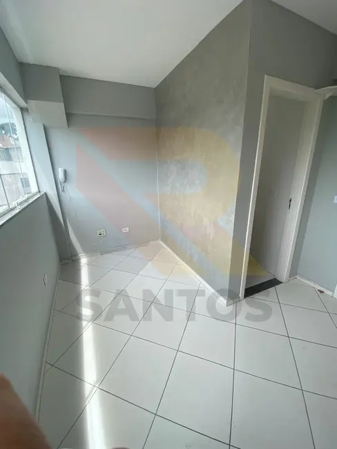 Sala Comercial para alugar, 12m2 em Vila Flora Regina, Aruja - SP - imagem 2 Foto 2 de Sala Comercial para alugar, 12m2 em Vila Flora Regina, Aruja - SP