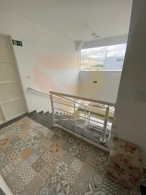 Sala Comercial para alugar, 12m2 em Vila Flora Regina, Aruja - SP - imagem 9 Foto 9 de Sala Comercial para alugar, 12m2 em Vila Flora Regina, Aruja - SP