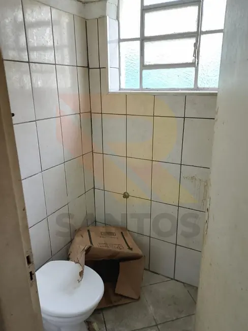 Foto 4 de Sala Comercial para alugar, 70m2 em Vila Riman, Aruja - SP