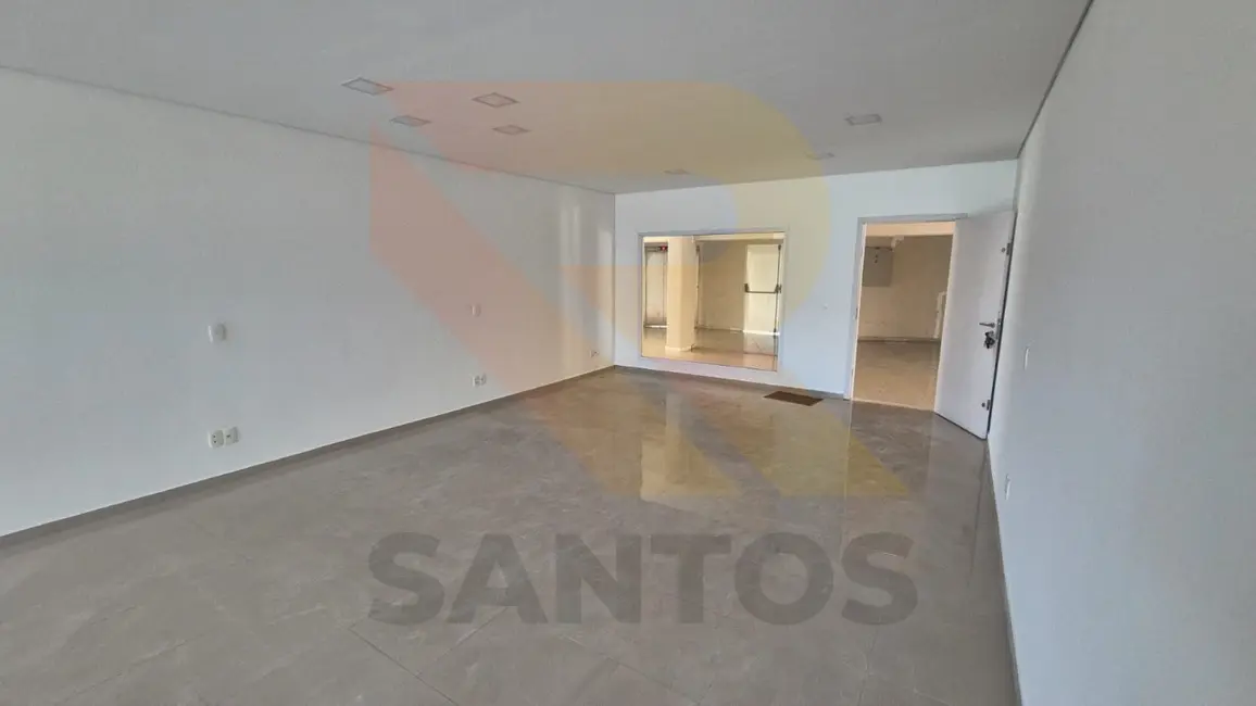 Sala Comercial para alugar, 60m2 em Arujá Country Club, Aruja - SP - imagem 3 Foto 3 de Sala Comercial para alugar, 60m2 em Arujá Country Club, Aruja - SP