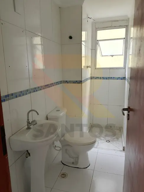 Apartamento com 2 quartos para alugar, 35m2 em Jardim Renata, Aruja - SP - imagem 9 Foto 9 de Apartamento com 2 quartos para alugar, 35m2 em Jardim Renata, Aruja - SP
