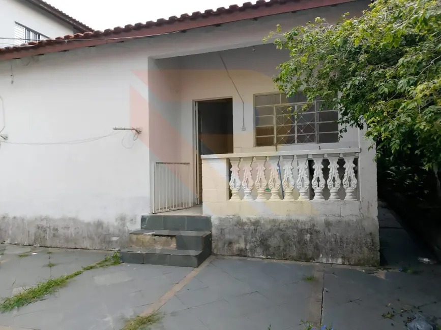 Foto 5 de Casa com 2 quartos para alugar, 120m2 em Jordanópolis, Aruja - SP