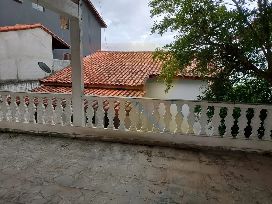 Foto 2 de Casa com 2 quartos para alugar, 120m2 em Jordanópolis, Aruja - SP