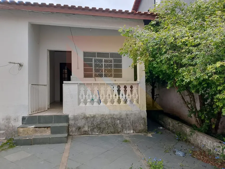 Foto 6 de Casa com 2 quartos para alugar, 120m2 em Jordanópolis, Aruja - SP