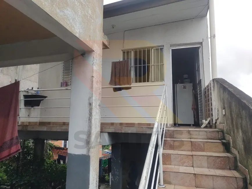 Foto 2 de Casa com 2 quartos à venda, 250m2 em Mirante do Arujá, Aruja - SP