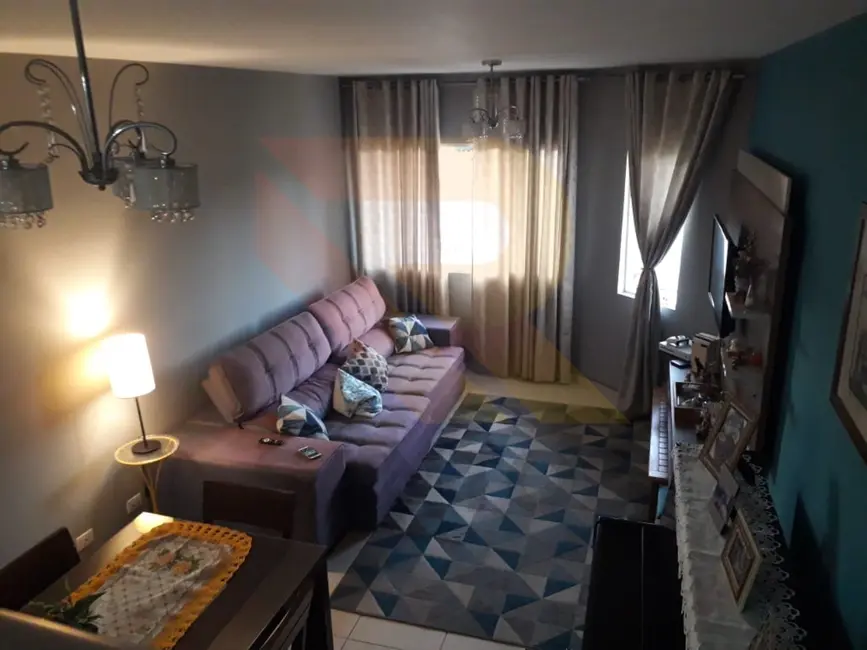 Foto 3 de Casa com 2 quartos à venda, 250m2 em Jordanópolis, Aruja - SP