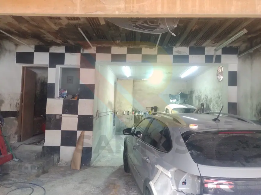 Foto 2 de Casa com 2 quartos à venda, 280m2 em Arujamérica, Aruja - SP