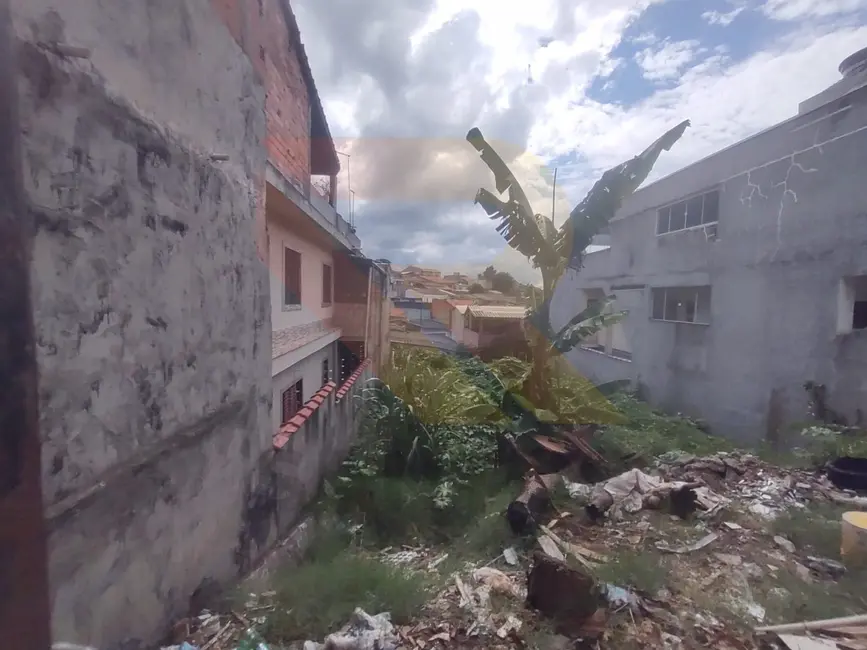 Foto 3 de Casa com 2 quartos à venda, 125m2 em Parque Rodrigo Barreto, Aruja - SP