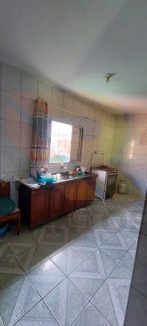 Casa com 2 quartos à venda, 192m2 em Jardim Álamo, Guarulhos - SP - imagem 5 Foto 5 de Casa com 2 quartos à venda, 192m2 em Jardim Álamo, Guarulhos - SP