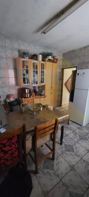 Casa com 2 quartos à venda, 192m2 em Jardim Álamo, Guarulhos - SP - imagem 3 Foto 3 de Casa com 2 quartos à venda, 192m2 em Jardim Álamo, Guarulhos - SP