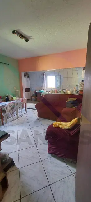 Casa com 2 quartos à venda, 192m2 em Jardim Álamo, Guarulhos - SP - imagem 8 Foto 8 de Casa com 2 quartos à venda, 192m2 em Jardim Álamo, Guarulhos - SP