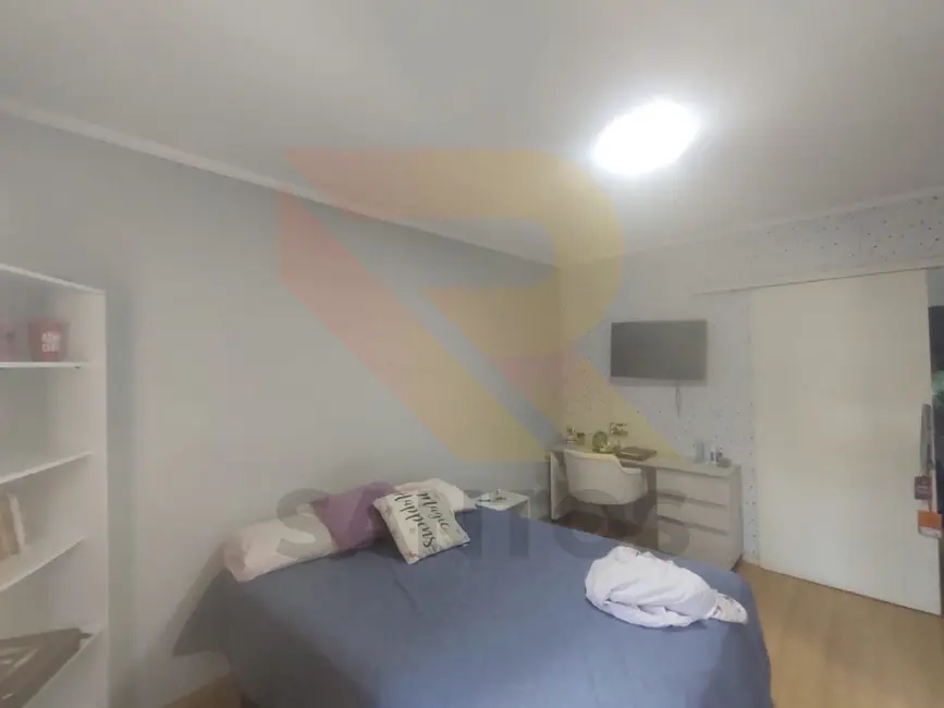 Foto 9 de Casa com 3 quartos à venda, 180m2 em Parque Rodrigo Barreto, Aruja - SP