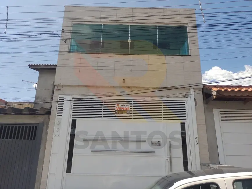 Foto 1 de Casa com 3 quartos à venda, 180m2 em Parque Rodrigo Barreto, Aruja - SP