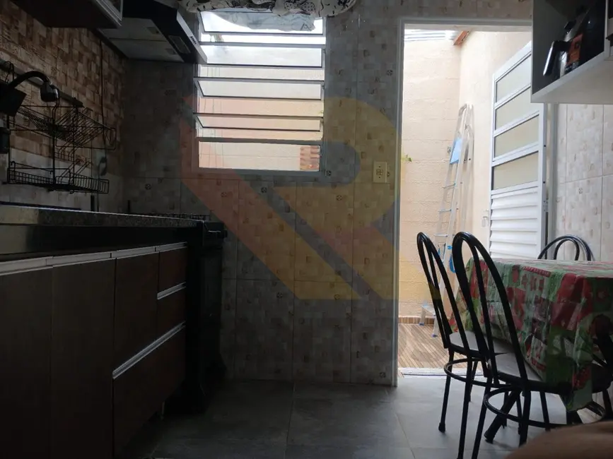 Foto 8 de Casa com 3 quartos à venda, 62m2 em Vila São Paulo, Mogi Das Cruzes - SP
