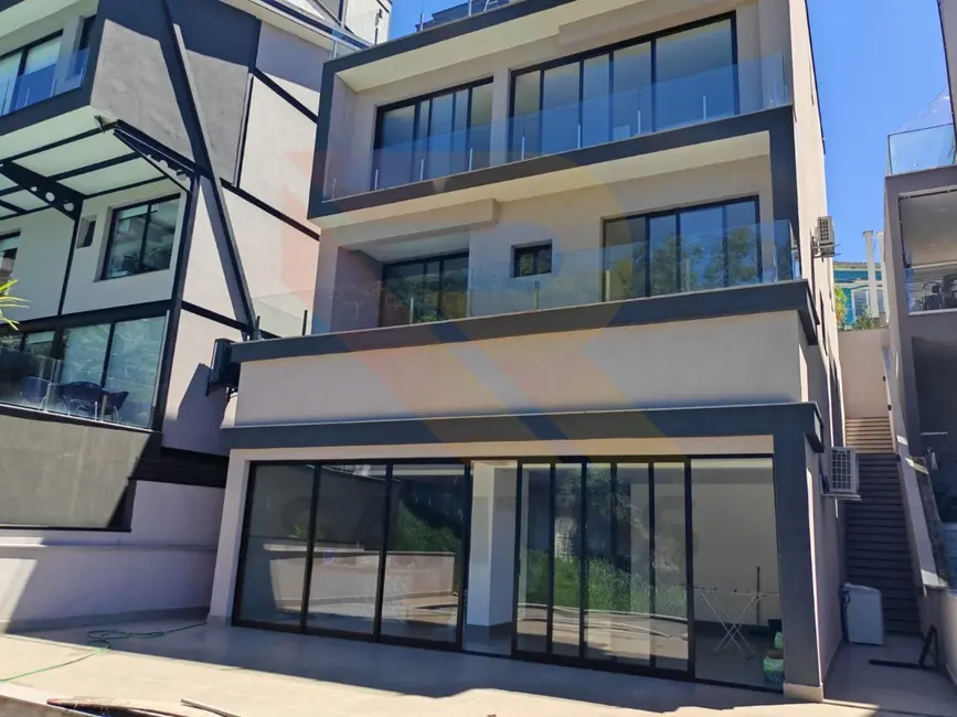 Foto 1 de Casa de Condomínio com 4 quartos à venda, 403m2 em Jardim Fazenda Rincão, Aruja - SP