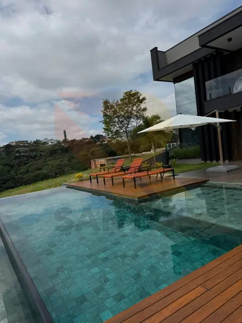 Foto 1 de Casa de Condomínio com 5 quartos à venda, 375m2 em  - SP