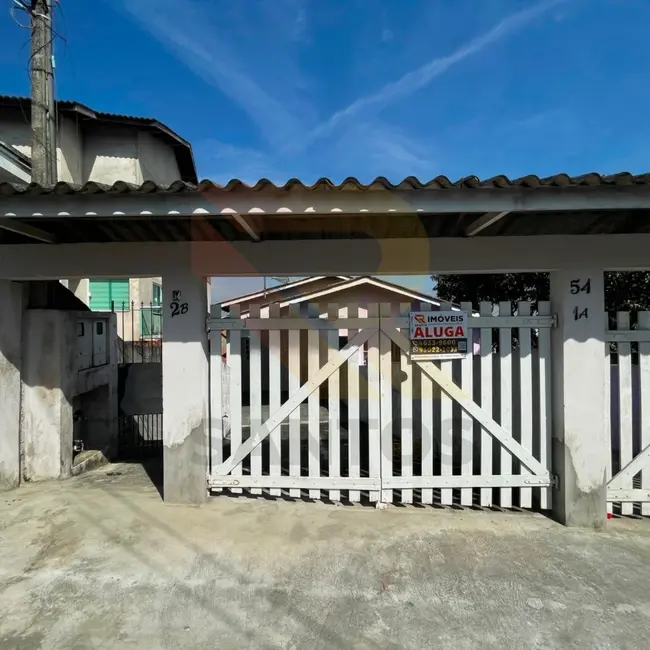 Casa com 2 quartos para alugar, 50m2 em Jardim Real, Aruja - SP - imagem 1 Foto 1 de Casa com 2 quartos para alugar, 50m2 em Jardim Real, Aruja - SP