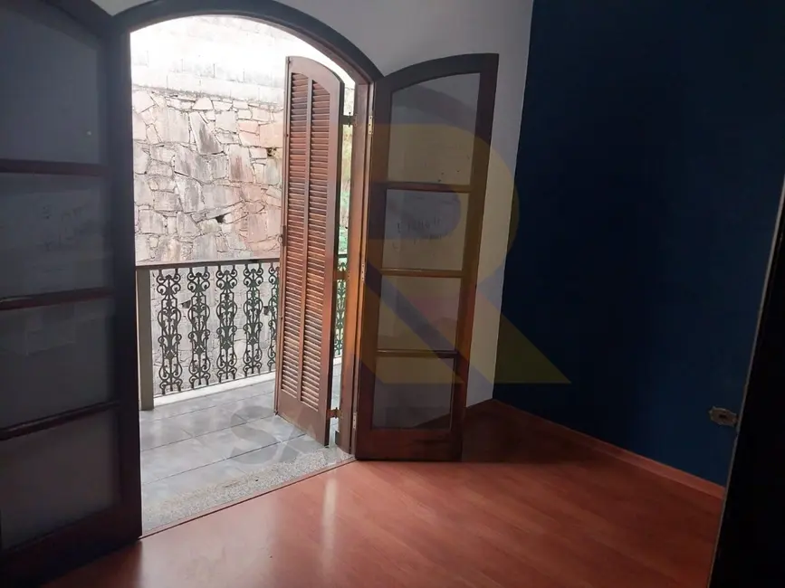 Foto 4 de Casa com 2 quartos à venda, 450m2 em Jardim Planalto, Aruja - SP