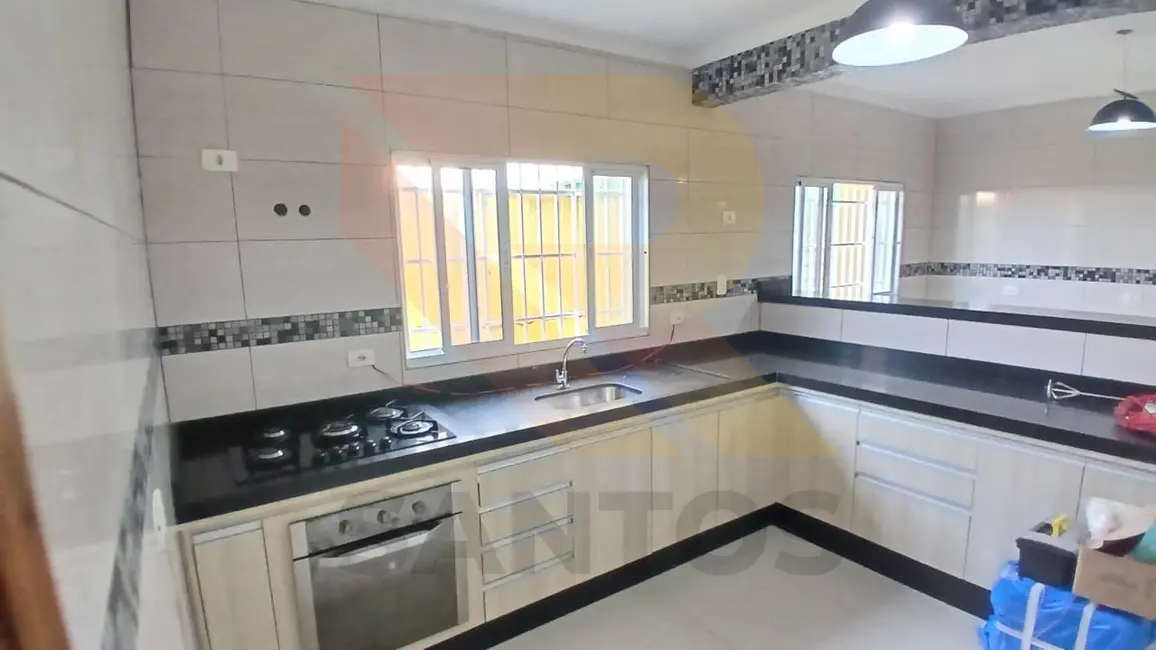 Foto 1 de Casa com 3 quartos para alugar, 150m2 em Parque Rodrigo Barreto, Aruja - SP