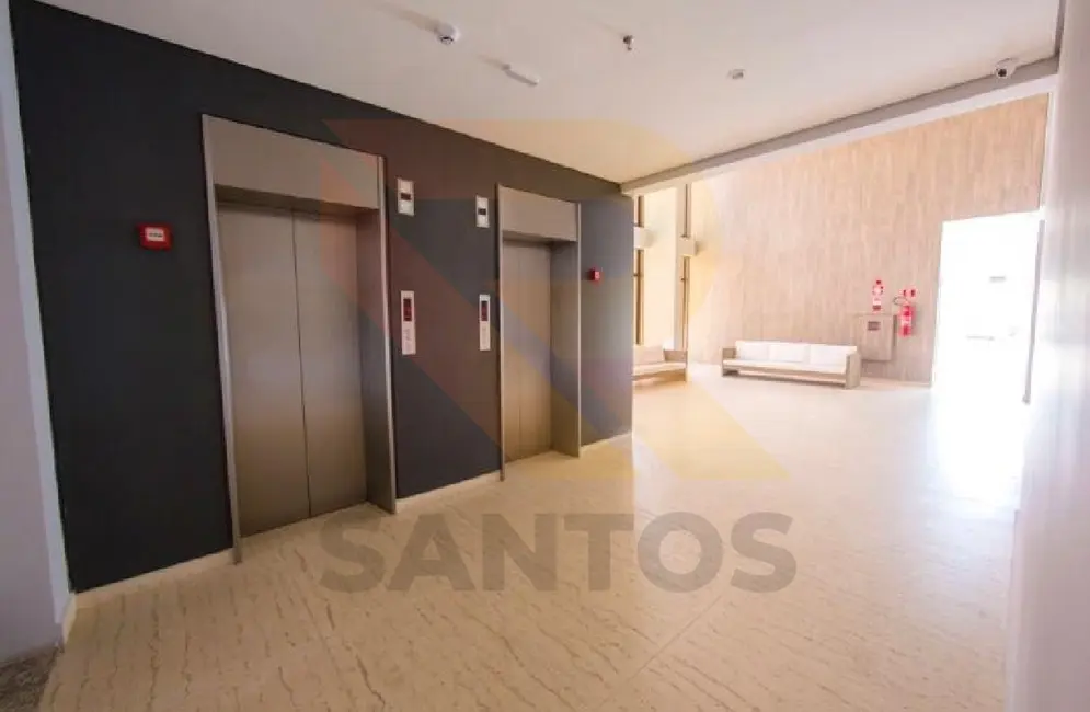 Sala Comercial para alugar, 33m2 em Centro, Aruja - SP - imagem 2 Foto 2 de Sala Comercial para alugar, 33m2 em Centro, Aruja - SP