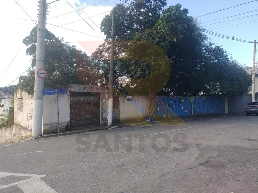 Terreno / Lote à venda, 700m2 em Jardim Vitória, Aruja - SP - imagem 4 Foto 4 de Terreno / Lote à venda, 700m2 em Jardim Vitória, Aruja - SP