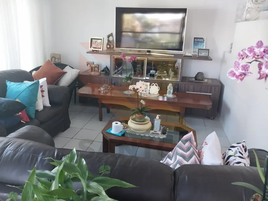 Casa com 4 quartos à venda, 412m2 em Jardim Fazenda Rincão, Aruja - SP - imagem 5 Foto 5 de Casa com 4 quartos à venda, 412m2 em Jardim Fazenda Rincão, Aruja - SP