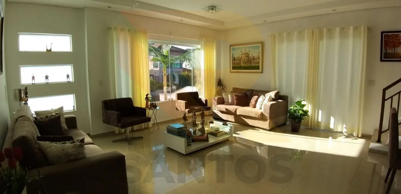 Foto 3 de Casa com 4 quartos à venda, 353m2 em Jardim Rincão, Aruja - SP