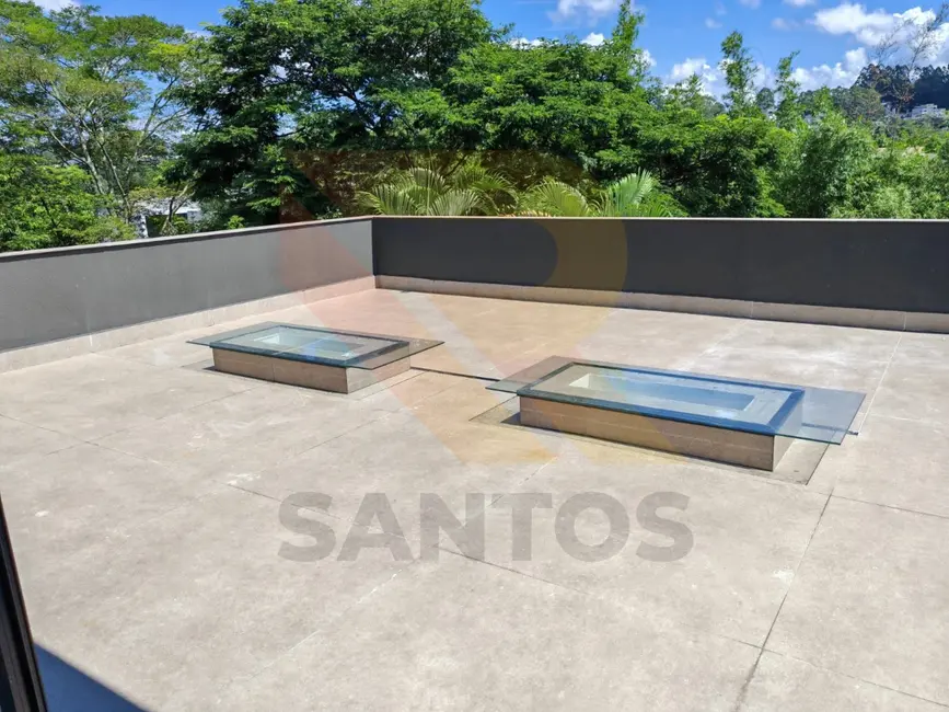 Casa de Condomínio com 4 quartos à venda, 250m2 em Arujázinho IV, Aruja - SP - imagem 8 Foto 8 de Casa de Condomínio com 4 quartos à venda, 250m2 em Arujázinho IV, Aruja - SP