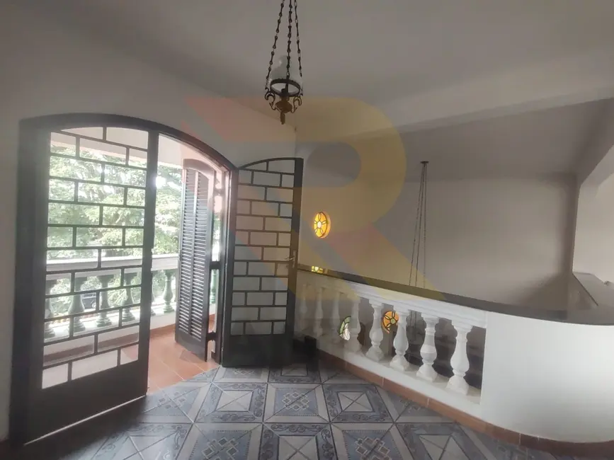 Sala Comercial com 3 quartos à venda, 300m2 em Jardim Rincão, Aruja - SP - imagem 8 Foto 8 de Sala Comercial com 3 quartos à venda, 300m2 em Jardim Rincão, Aruja - SP