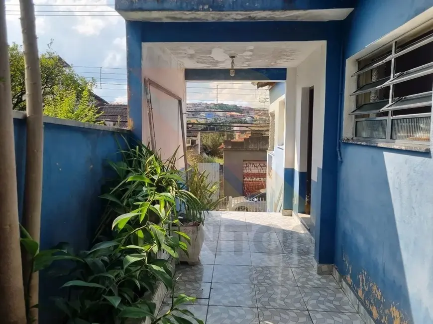 Foto 3 de Sala Comercial à venda em Jardim Vitória, Aruja - SP