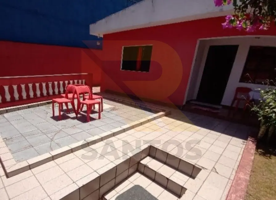 Casa com 3 quartos à venda, 174m2 em Parque Rodrigo Barreto, Aruja - SP - imagem 8 Foto 8 de Casa com 3 quartos à venda, 174m2 em Parque Rodrigo Barreto, Aruja - SP