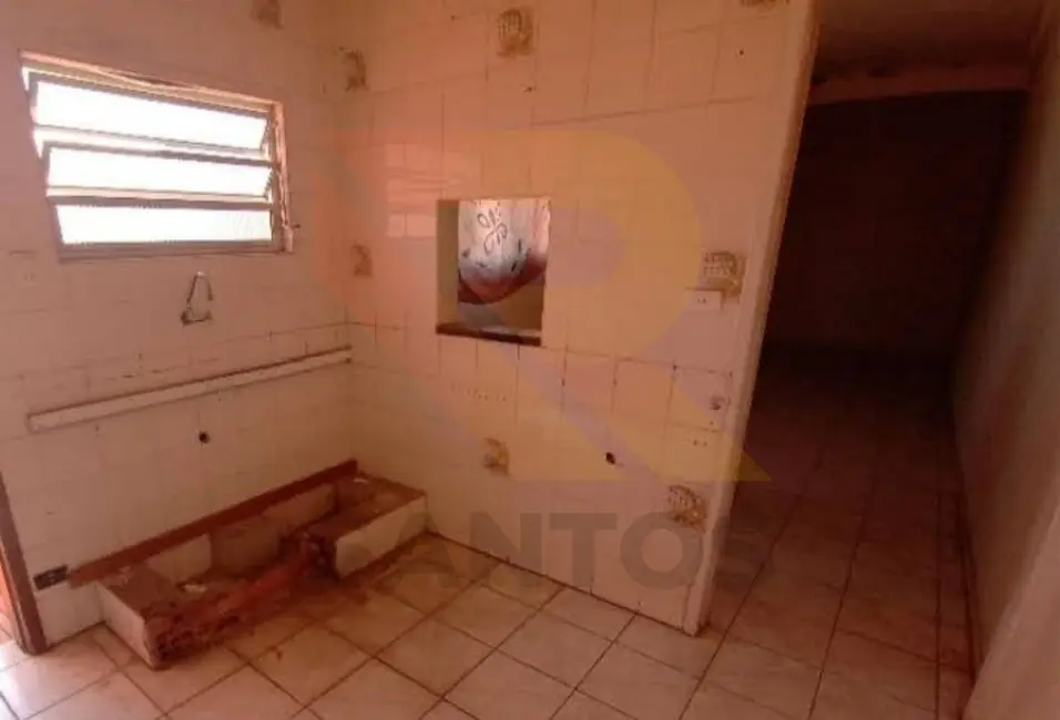 Casa com 3 quartos à venda, 174m2 em Parque Rodrigo Barreto, Aruja - SP - imagem 4 Foto 4 de Casa com 3 quartos à venda, 174m2 em Parque Rodrigo Barreto, Aruja - SP