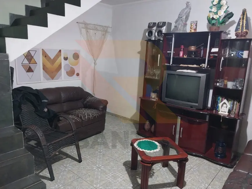Foto 4 de Casa com 2 quartos à venda, 250m2 em Parque Rodrigo Barreto, Aruja - SP
