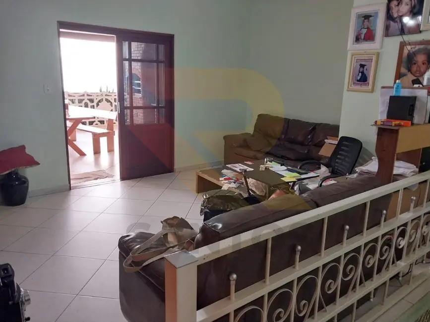 Foto 5 de Casa com 2 quartos à venda, 250m2 em Parque Rodrigo Barreto, Aruja - SP