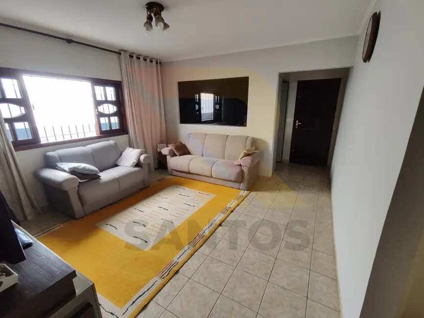 Foto 5 de Casa com 3 quartos à venda, 230m2 em Vila Maria Augusta, Itaquaquecetuba - SP