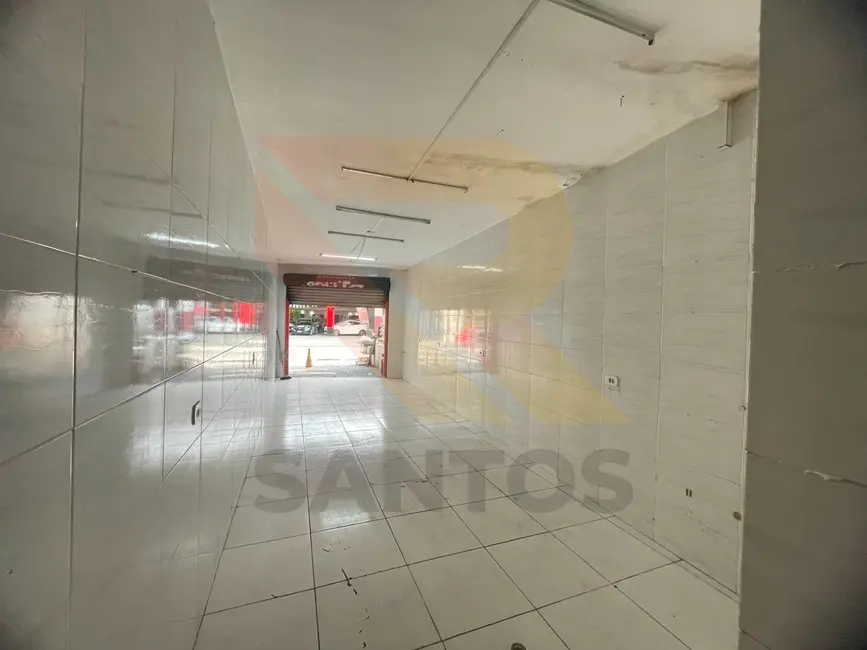 Sala Comercial para alugar, 50m2 em Vila Riman, Aruja - SP - imagem 4 Foto 4 de Sala Comercial para alugar, 50m2 em Vila Riman, Aruja - SP