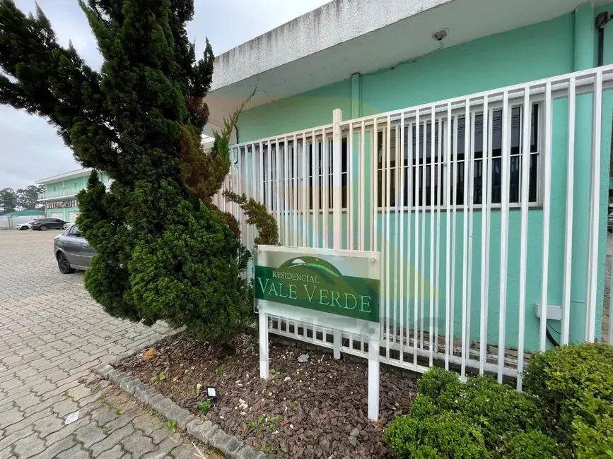 Apartamento com 2 quartos para alugar, 47m2 em Portão, Aruja - SP - imagem 3 Foto 3 de Apartamento com 2 quartos para alugar, 47m2 em Portão, Aruja - SP