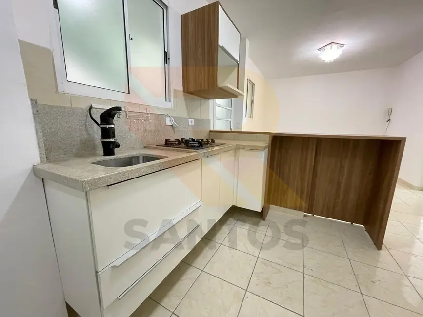 Apartamento com 2 quartos para alugar, 47m2 em Portão, Aruja - SP - imagem 7 Foto 7 de Apartamento com 2 quartos para alugar, 47m2 em Portão, Aruja - SP