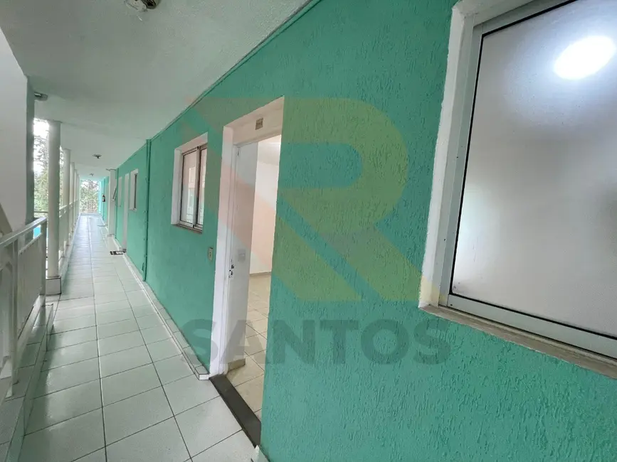 Apartamento com 2 quartos para alugar, 47m2 em Portão, Aruja - SP - imagem 4 Foto 4 de Apartamento com 2 quartos para alugar, 47m2 em Portão, Aruja - SP