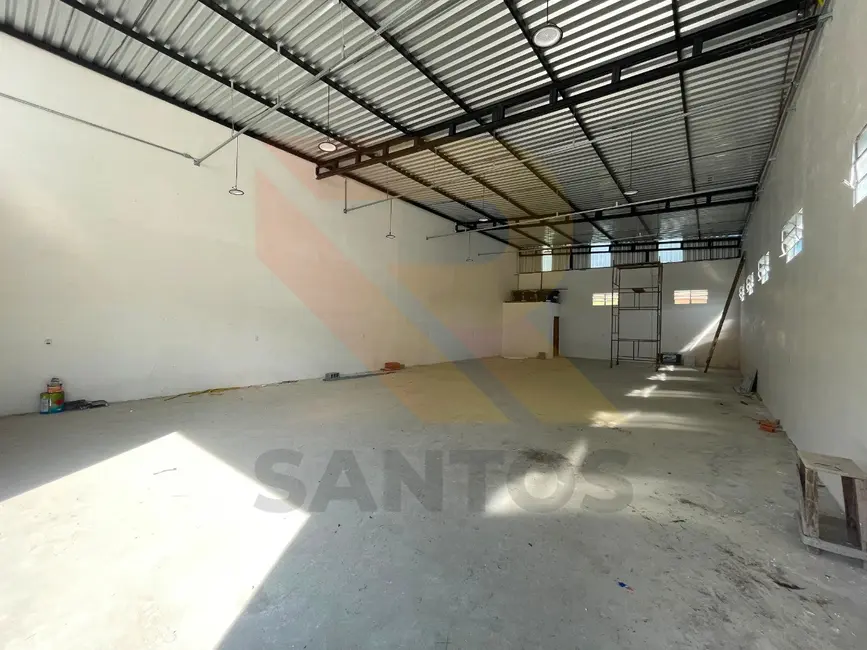 Sala Comercial para alugar, 400m2 em Chácara Bananal, Aruja - SP - imagem 8 Foto 8 de Sala Comercial para alugar, 400m2 em Chácara Bananal, Aruja - SP