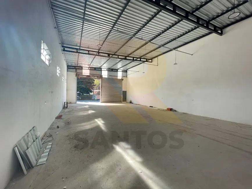 Sala Comercial para alugar, 400m2 em Chácara Bananal, Aruja - SP - imagem 6 Foto 6 de Sala Comercial para alugar, 400m2 em Chácara Bananal, Aruja - SP