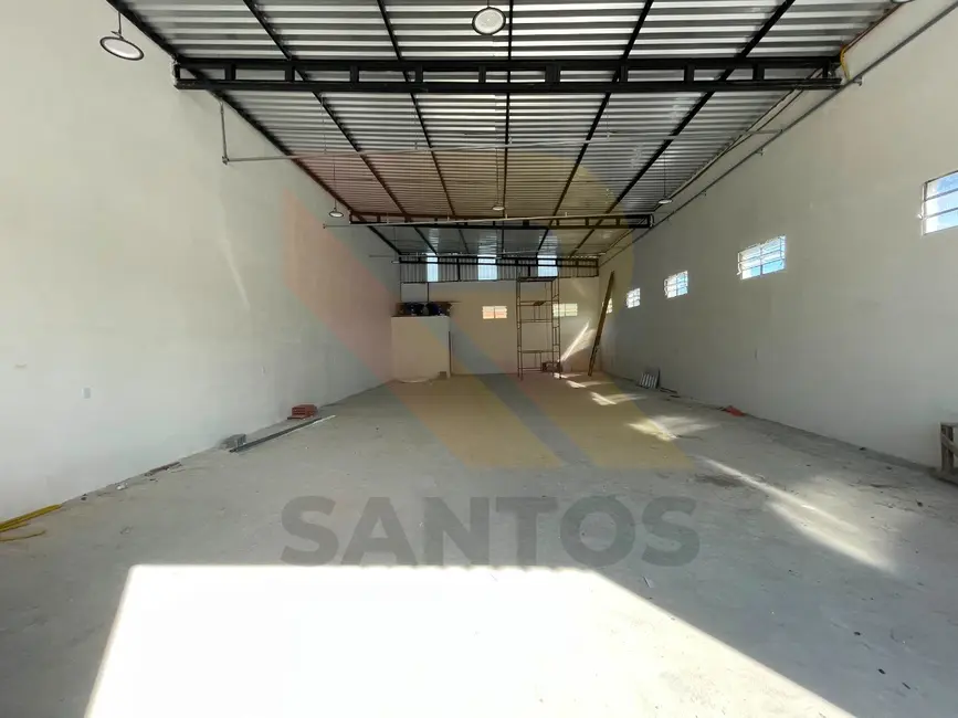 Sala Comercial para alugar, 400m2 em Chácara Bananal, Aruja - SP - imagem 9 Foto 9 de Sala Comercial para alugar, 400m2 em Chácara Bananal, Aruja - SP