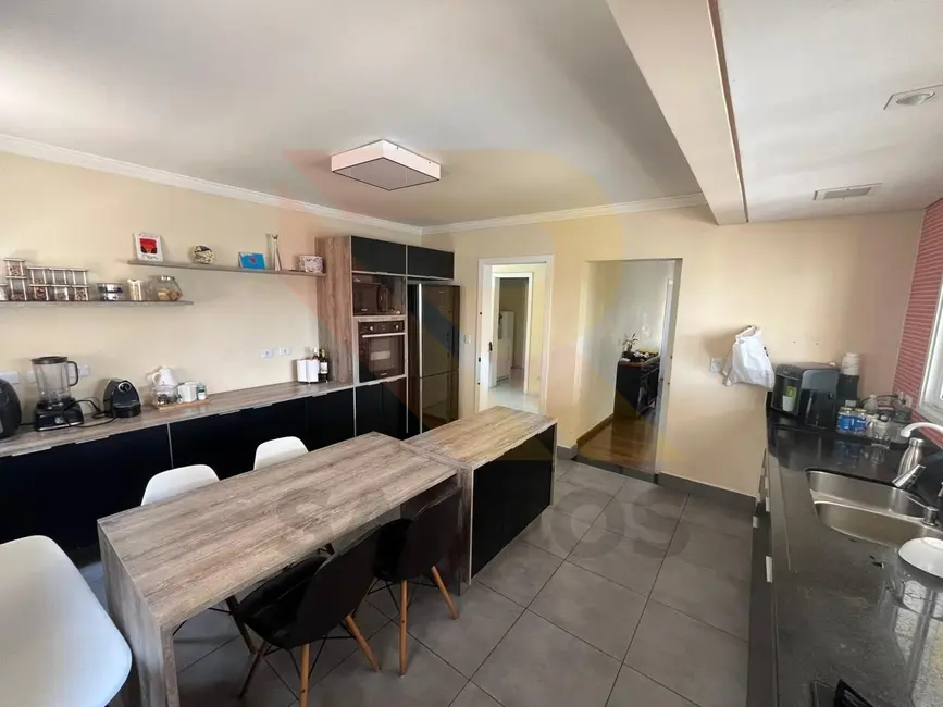 Foto 4 de Casa de Condomínio com 4 quartos à venda em Jardim Imperial Hills III, Aruja - SP